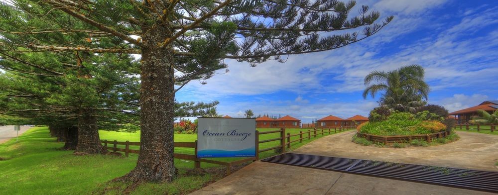Ocean Breeze Cottages Burnt Pine Exterior foto